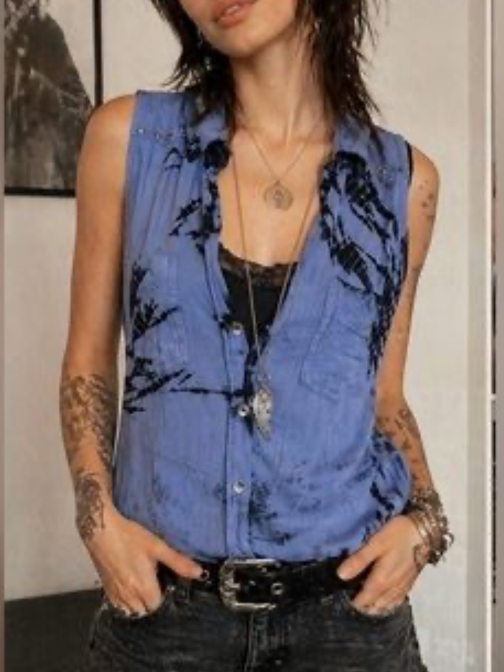 ROCK & REPUBLIC Blue Sleeveless Tie Dye Top Button Down Hi-Low Studs Size XL